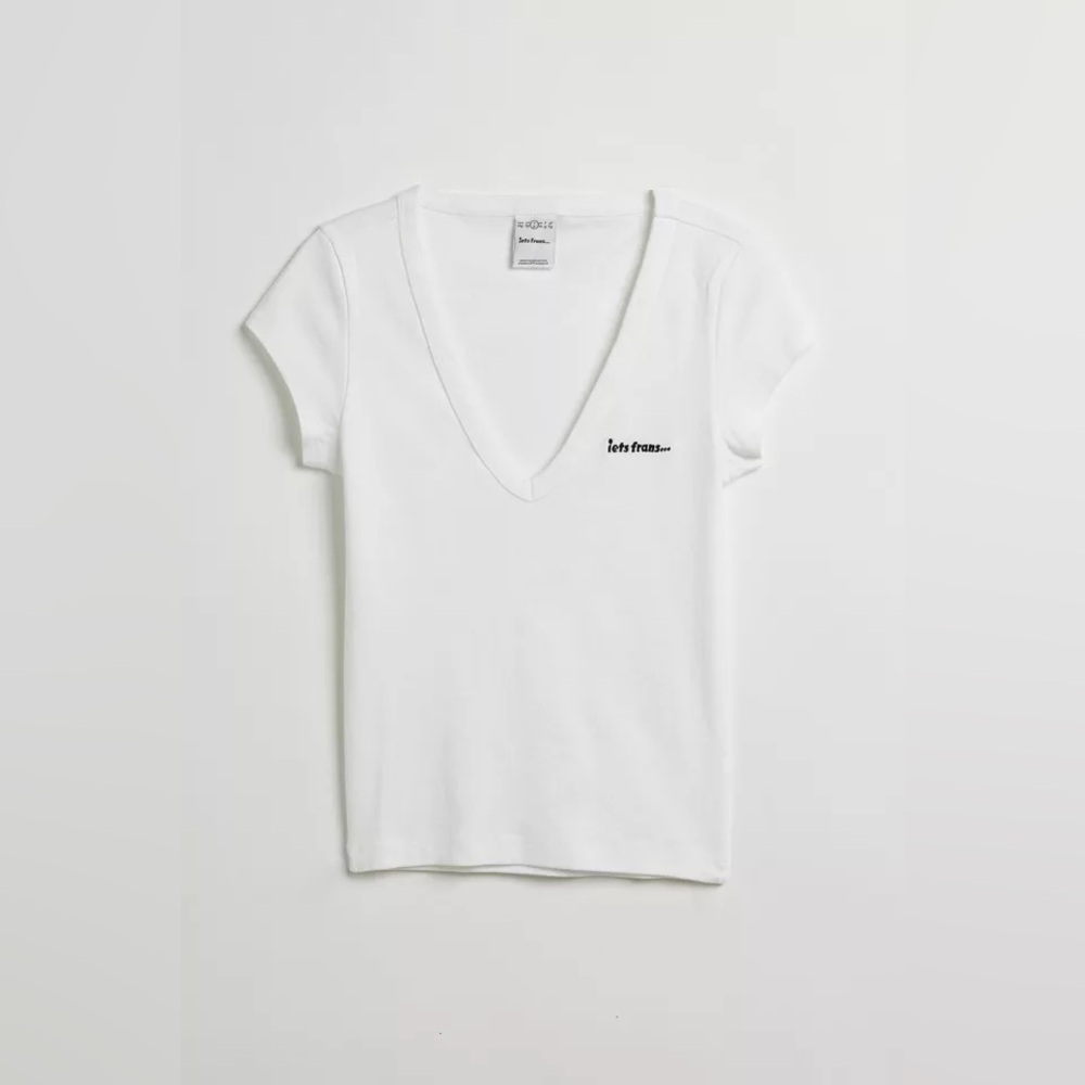 Urban Outfitters iets frans V-Neck Baby Tee Women’s Size Large - Picture 5 of 9